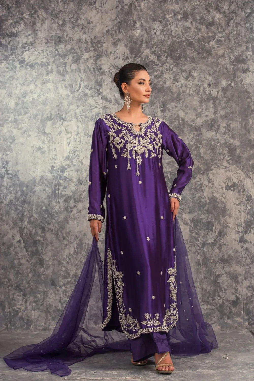 AMIRA -HOUSE OF SEHRISH NADEEM