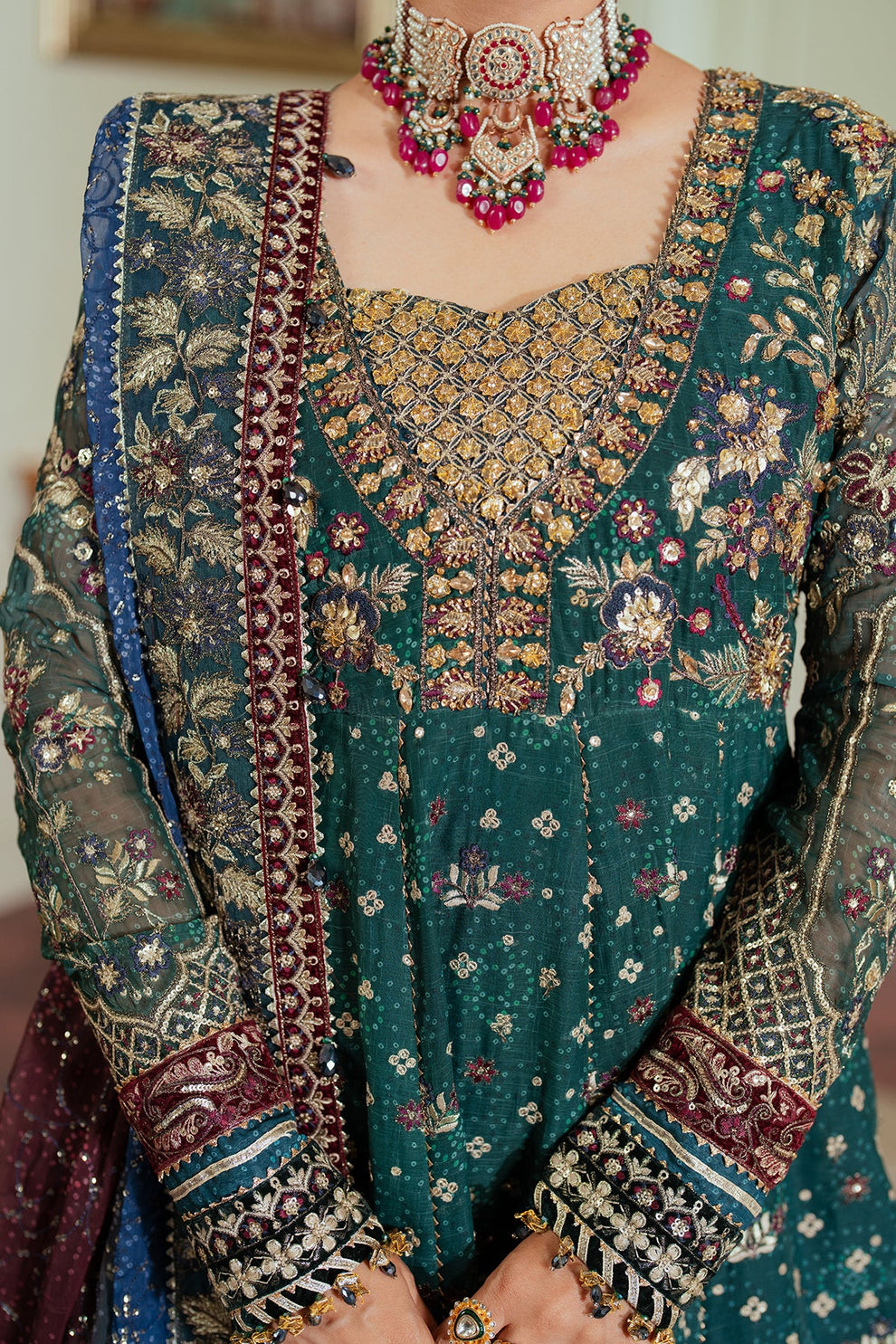 Luxury embroidered chiffon dupatta with sequins and threadwork Baroque
Baroque Chantelle formal outfit unstitched chiffon set close up embroidery
Elegant Baroque Chantelle chiffon outfit 3 piece formal wear look