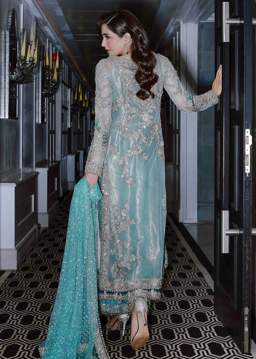 Ferozeah Sara Rohale Asghar luxury aqua embroidered formal dress front view
Aqua luxury formal dress with silver embroidery by Sara Rohale Asghar